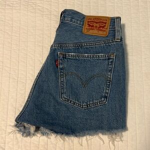 Levi jean shorts